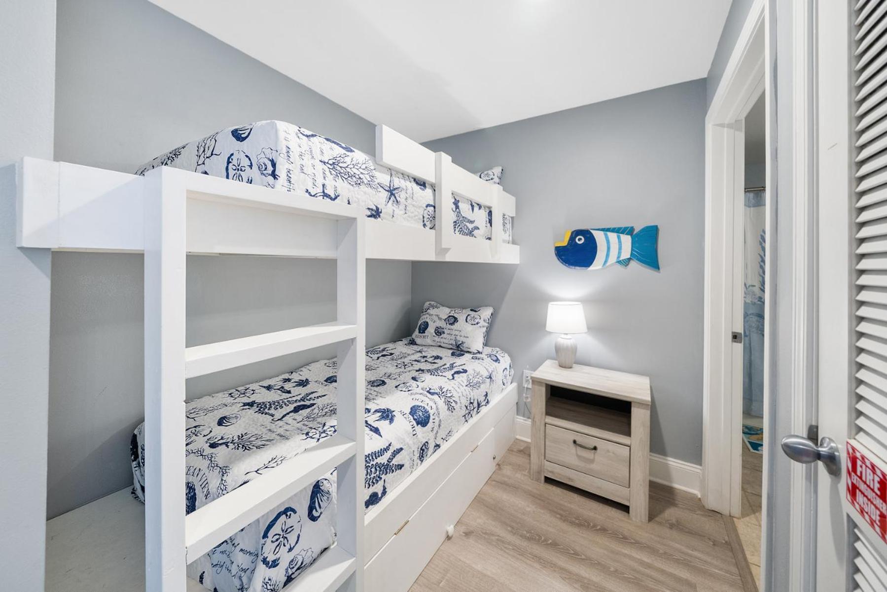 Laketown Wharf #905 By Nautical Holiday home *