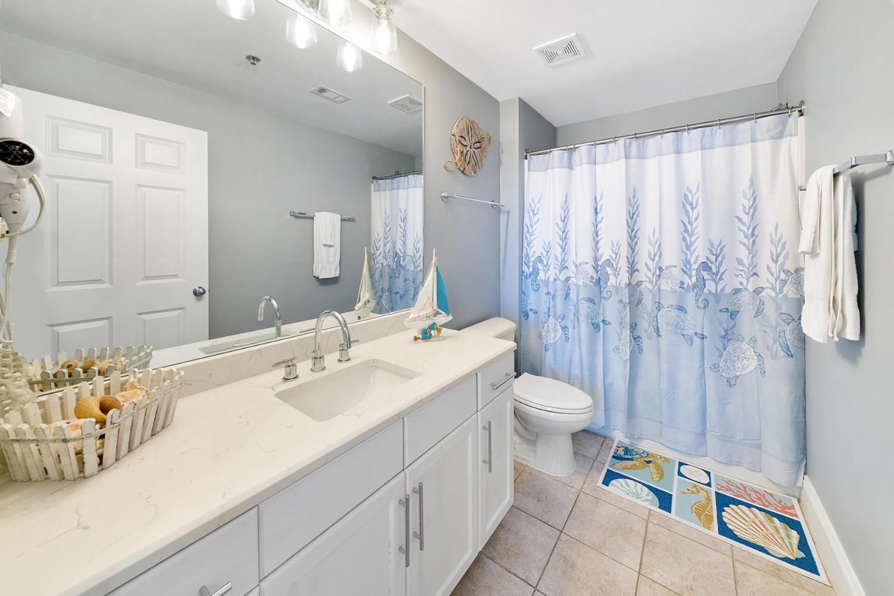 Laketown Wharf #905 By Nautical