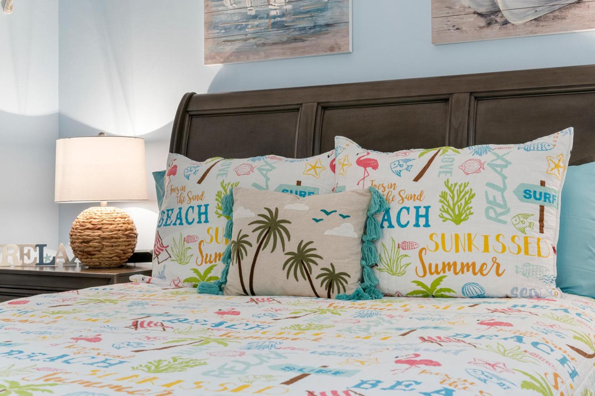 Sunbird Resort! Incredible Beachfront Corner Unit! Free Chairs! By Dolce Getaways Pcb Apartment