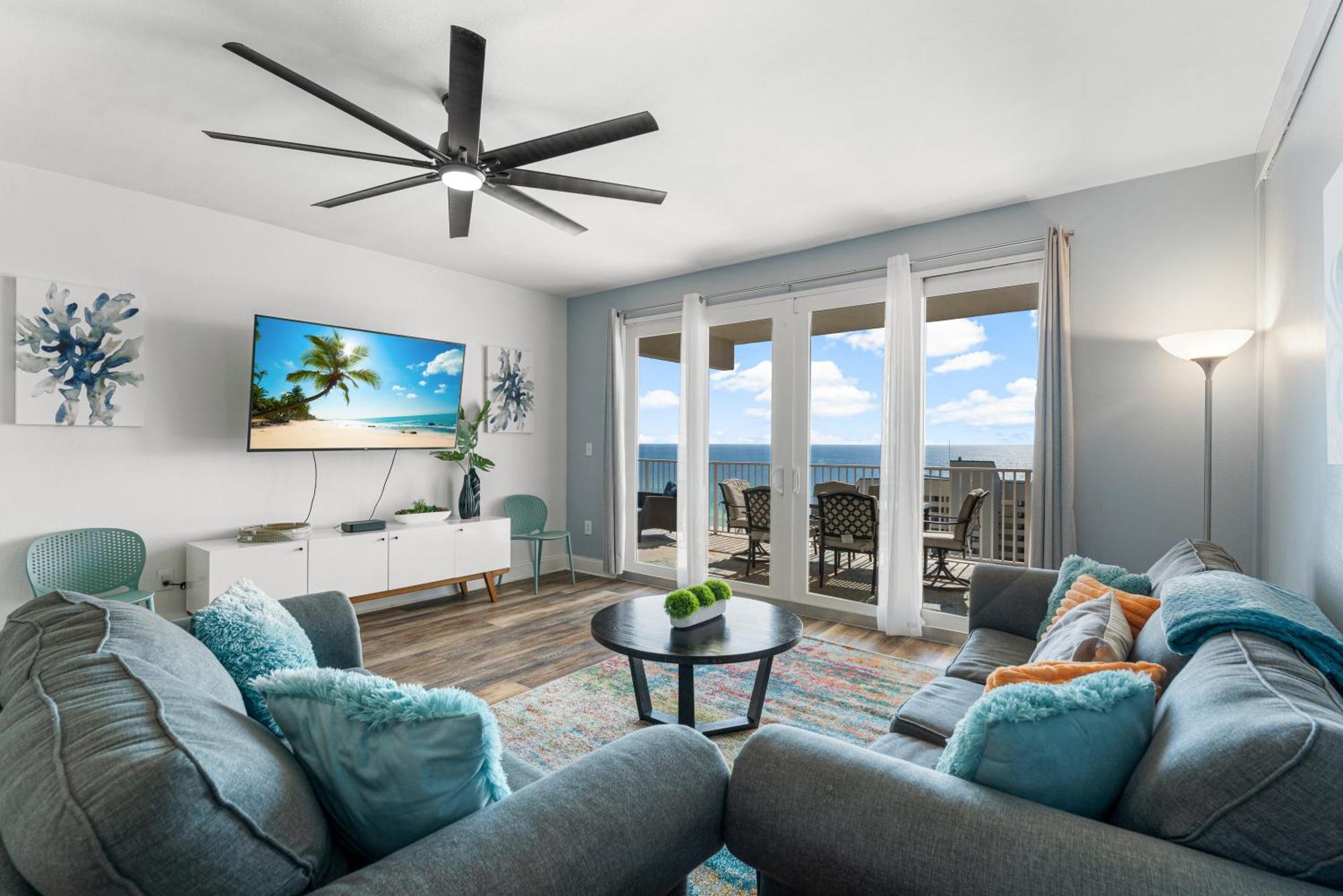 Luxurious 4 Bedroom Condo! Gulf Views! Sleeps 10 & Easy Access! By Dolce Getaways Pcb Apartment Panama City Beach