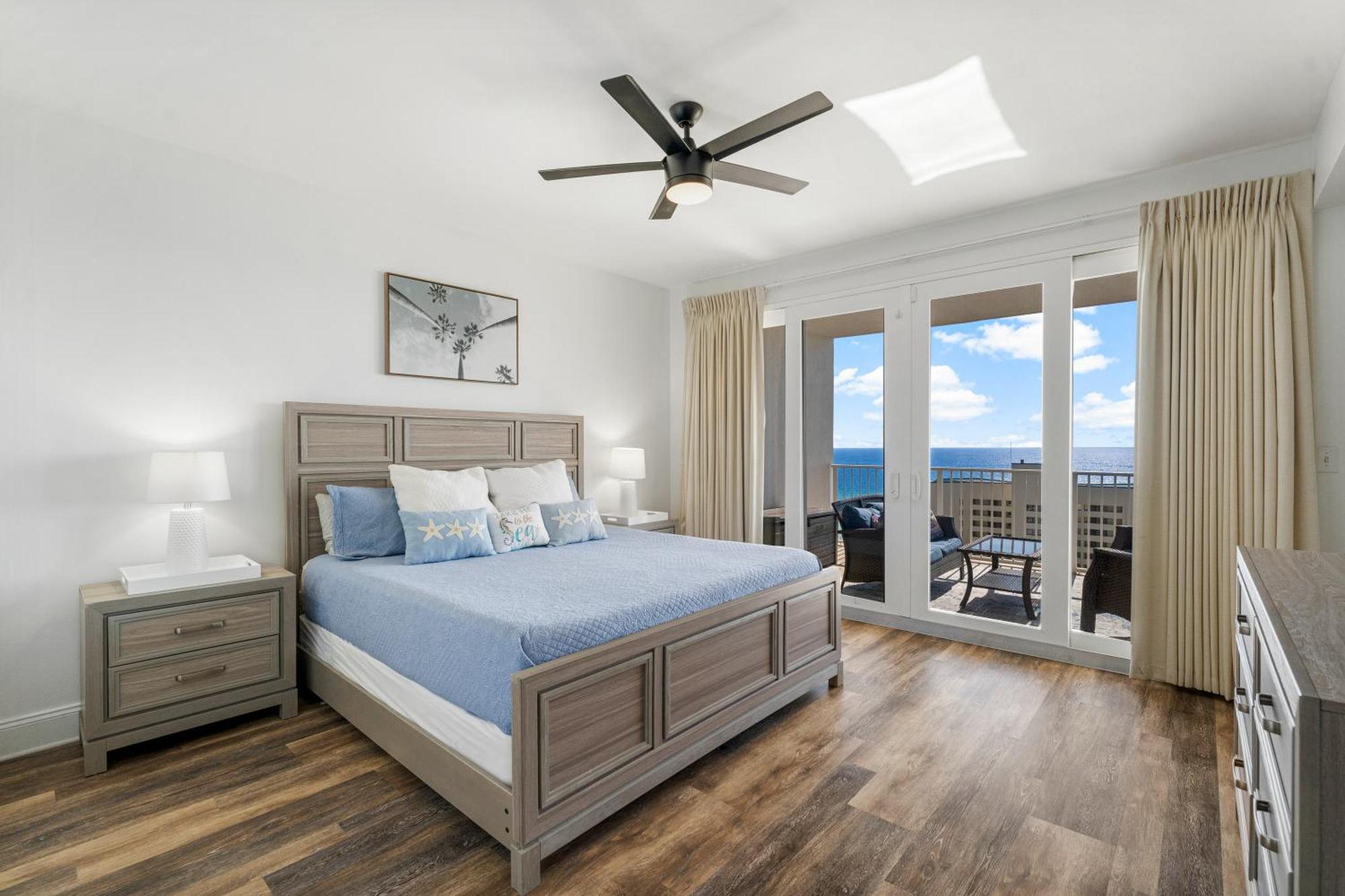 Luxurious 4 Bedroom Condo! Gulf Views! Sleeps 10 & Easy Access! By Dolce Getaways Pcb Apartment