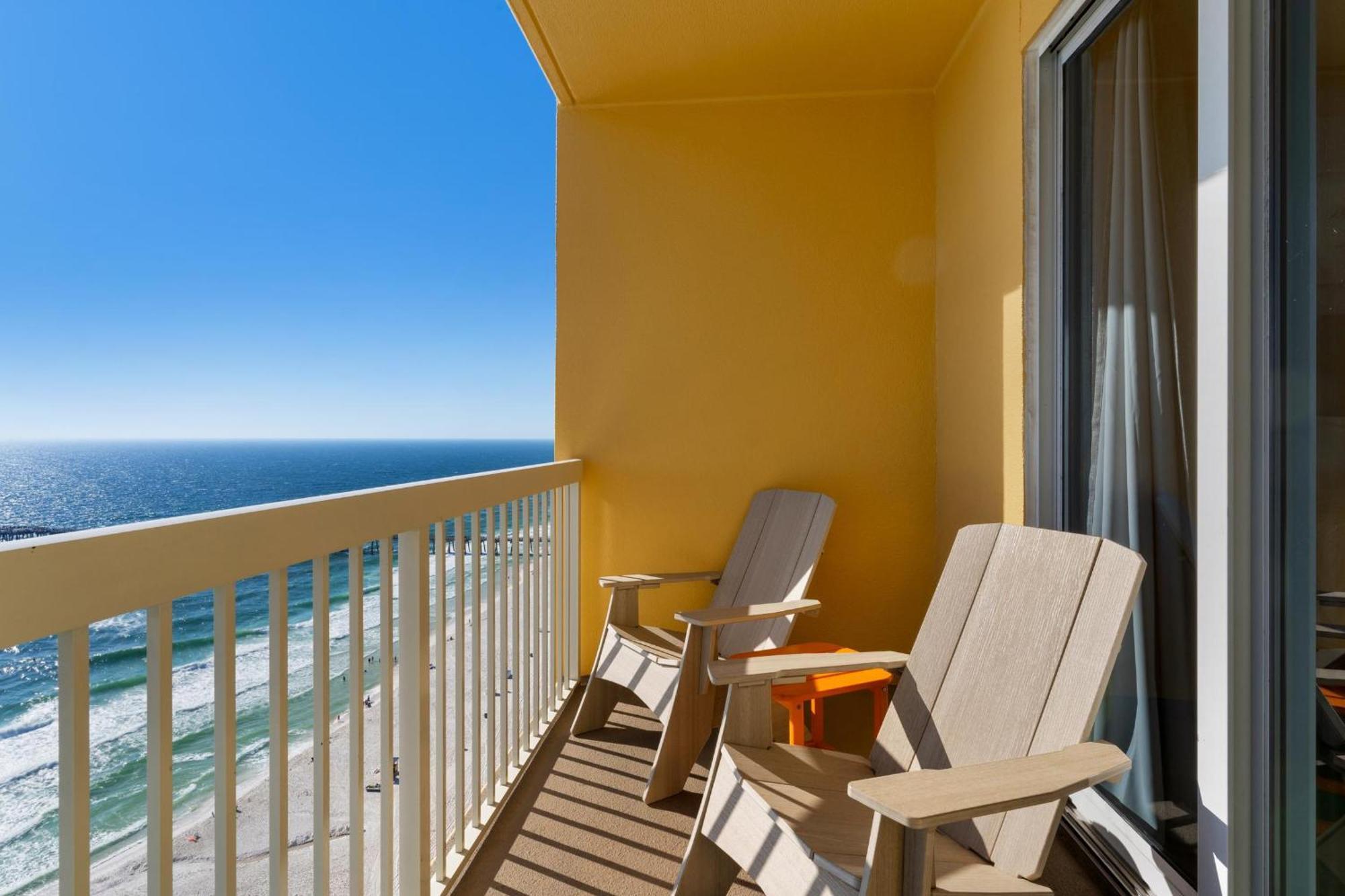 Calypso 1-2208 East Apartment
