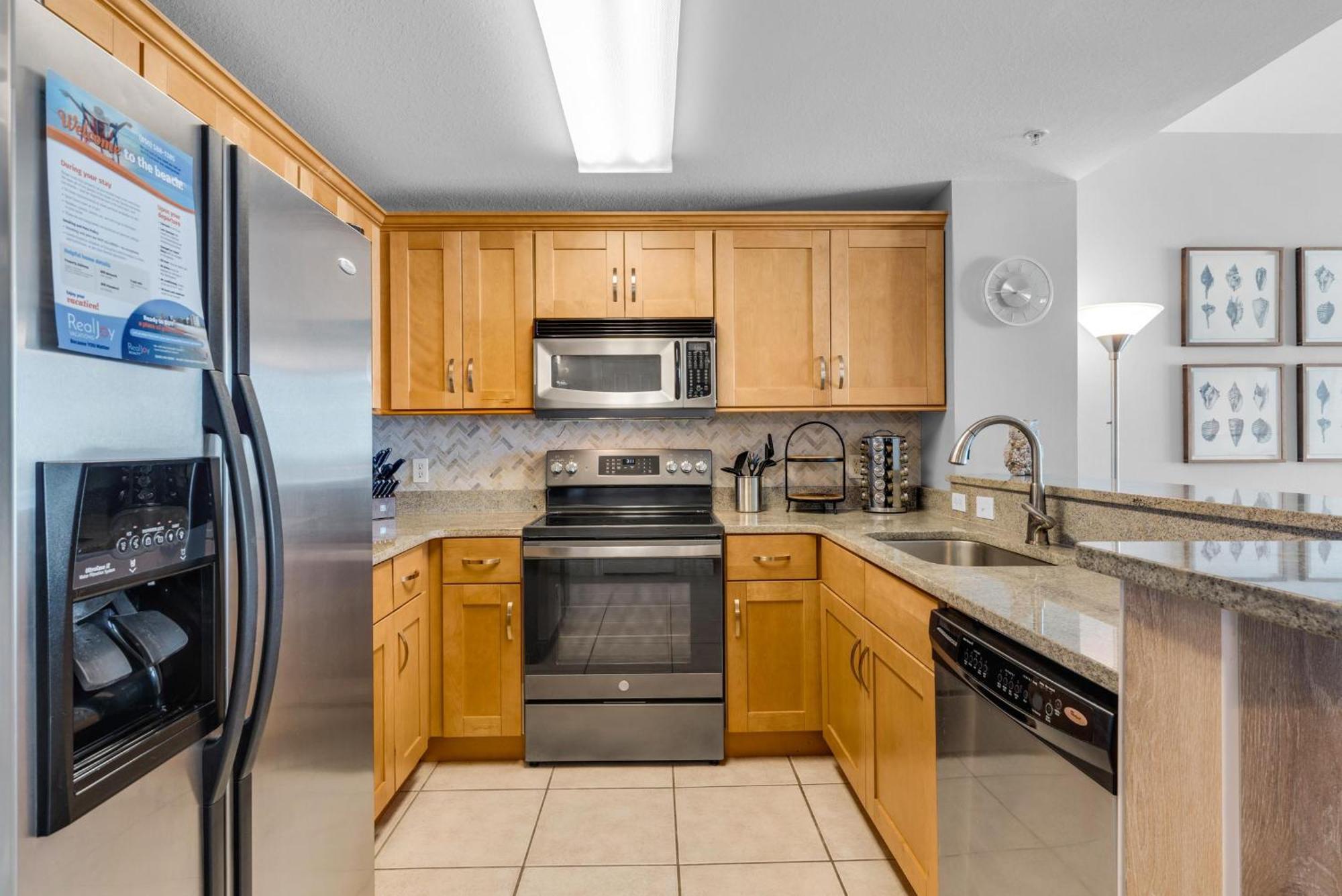Calypso 1-2208 East Apartment
