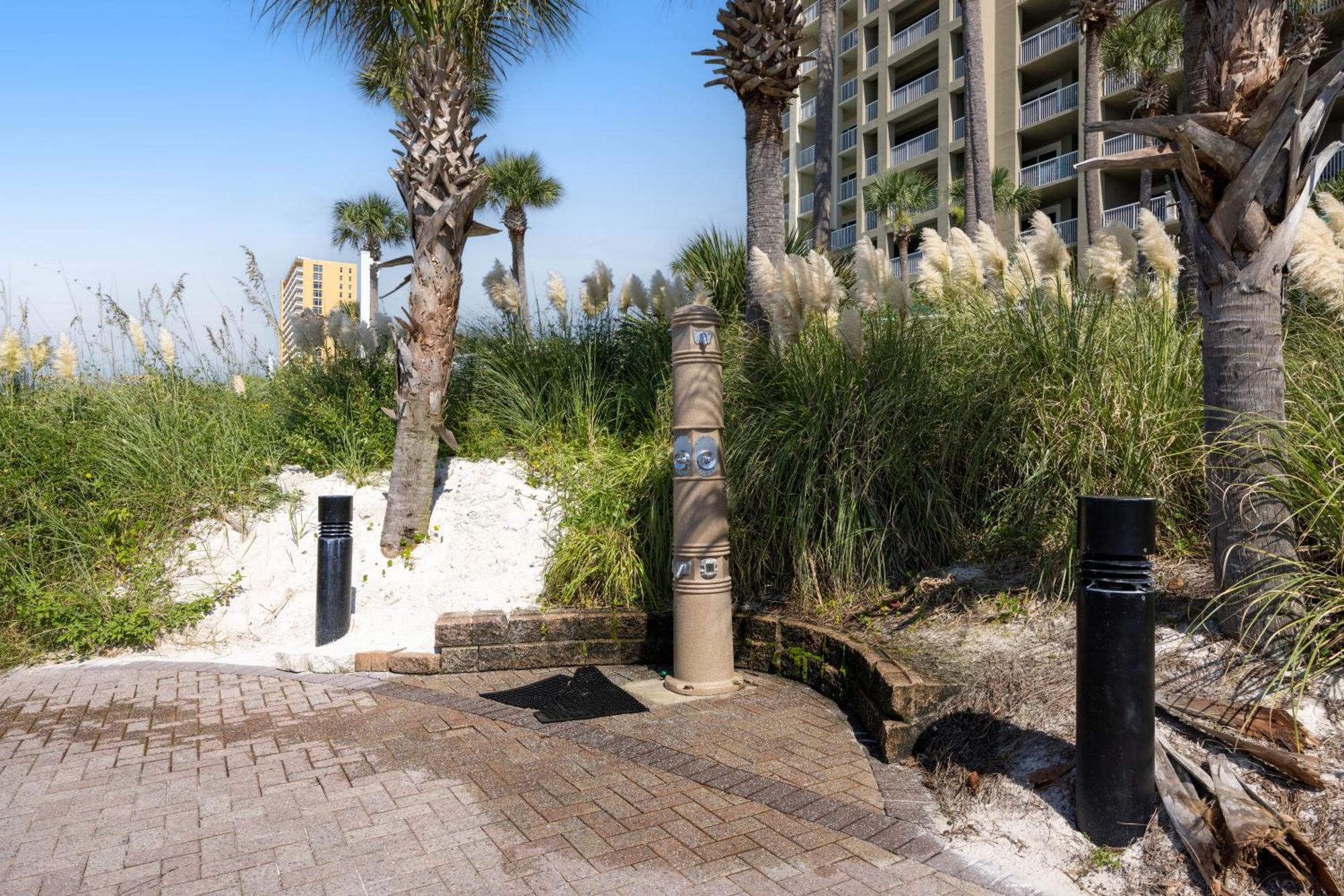 Ocean Front Grand Panama 2 Bd 2 Ba Unit 1006, Spectacular Amenities