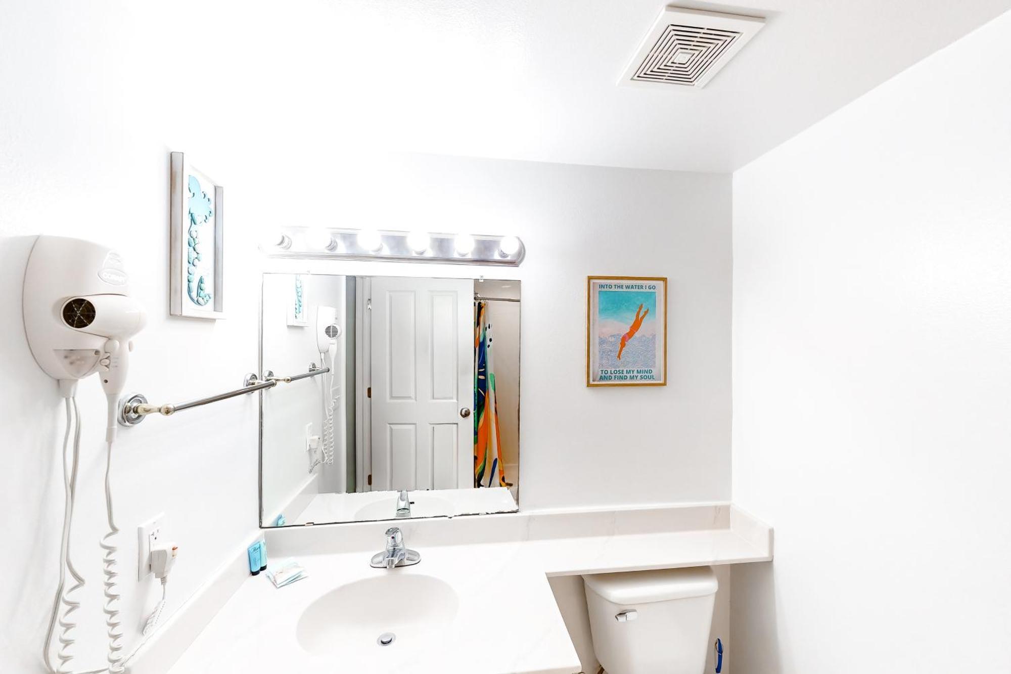 Shores Of Panama, Unit 2104