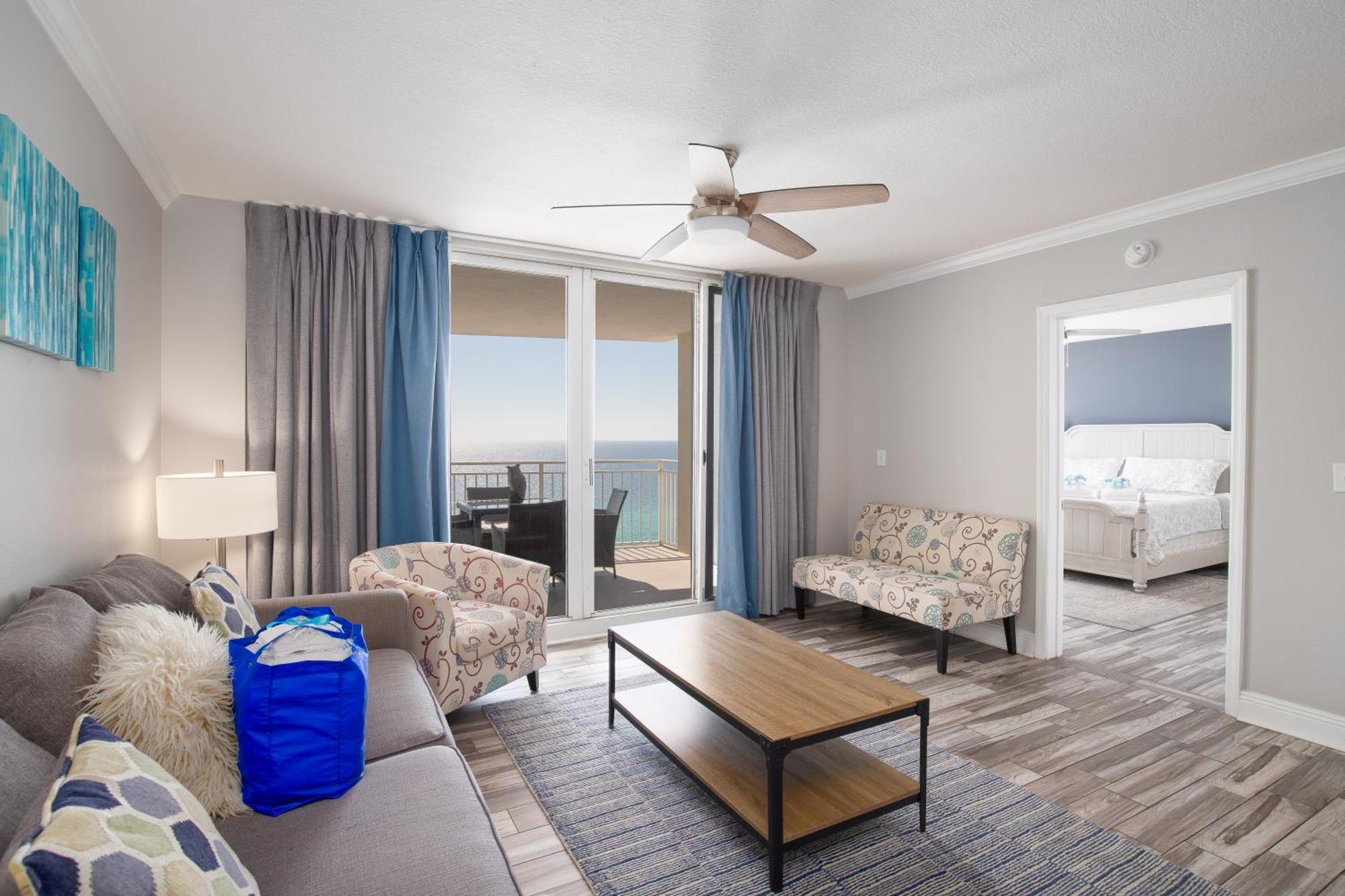 Brand New Throughout! Emerald - Gulf Front! Sleeps 8! Panama City Beach