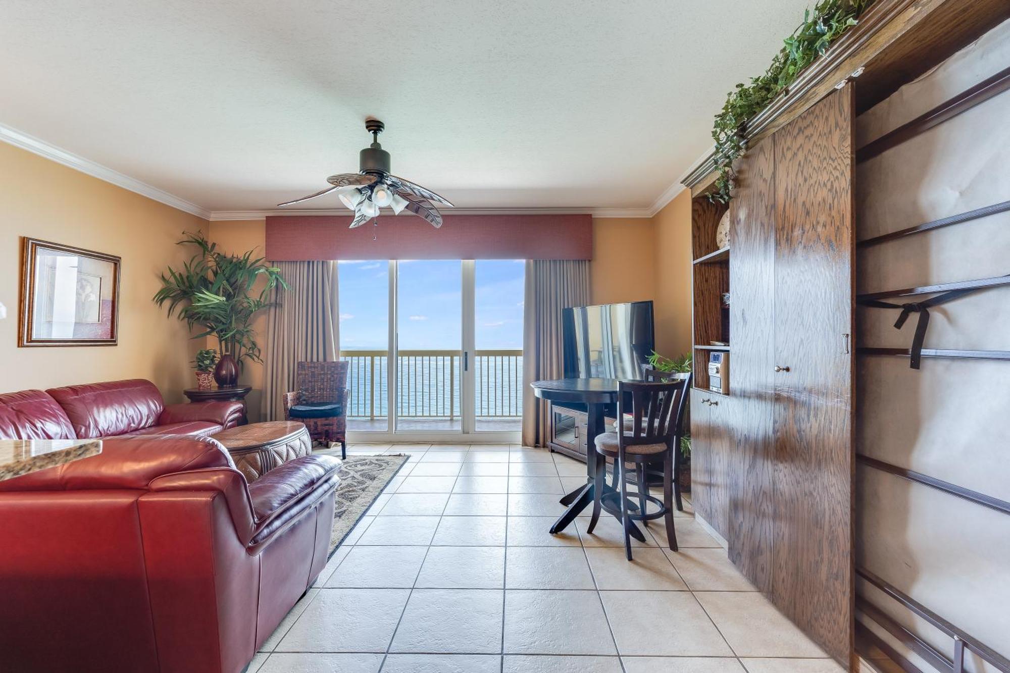 Calypso Beachfront * Panama City Beach