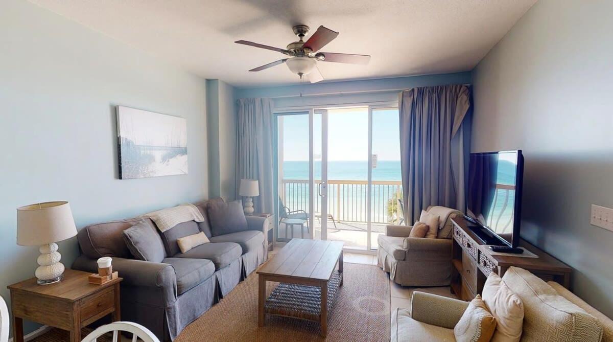 Brightly Furnished Beachfront By Brightwild- 7th Floor Gulf View! Holiday home