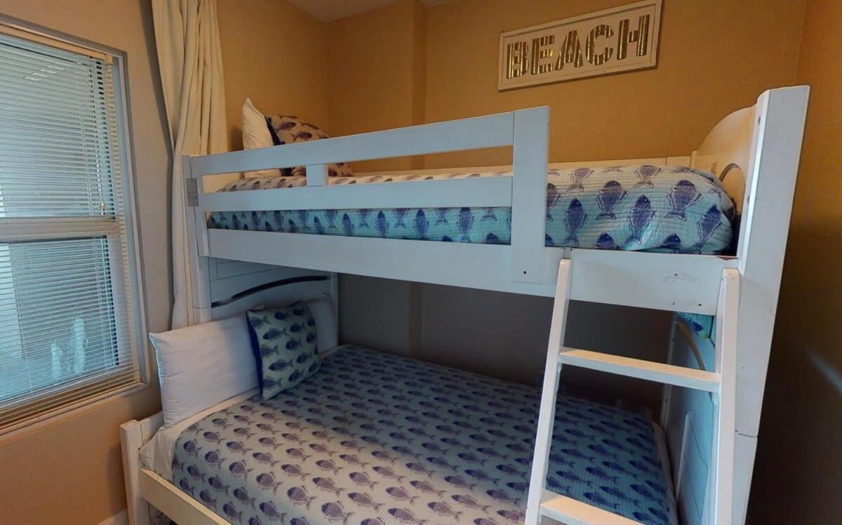 Brightly Furnished Beachfront By Brightwild- 7th Floor Gulf View! *