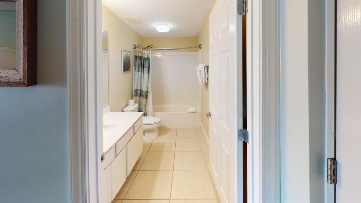 Holiday home Brightly Furnished Beachfront By Brightwild- 7th Floor Gulf View!