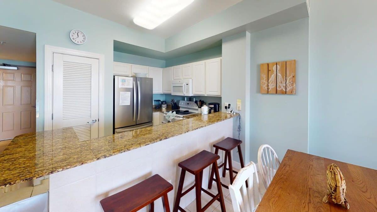Brightly Furnished Beachfront By Brightwild- 7th Floor Gulf View!