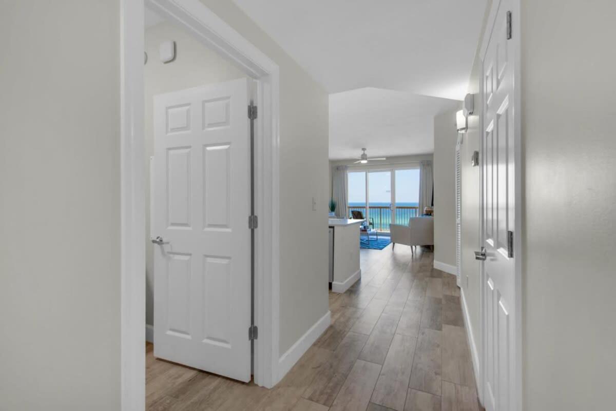 Holiday home Brightly Furnished Beachfront By Brightwild