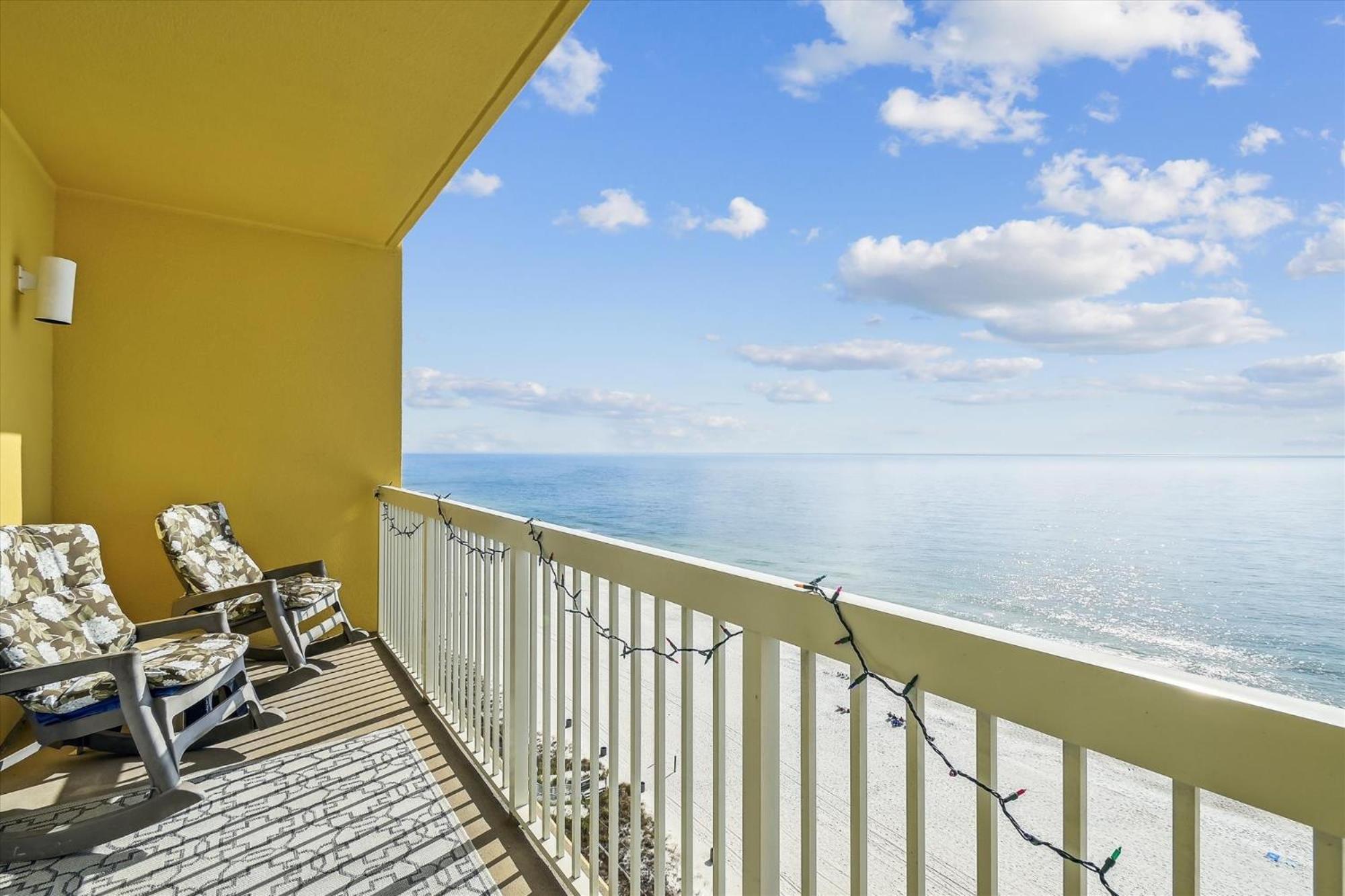 Calypso 1207 West Apartment