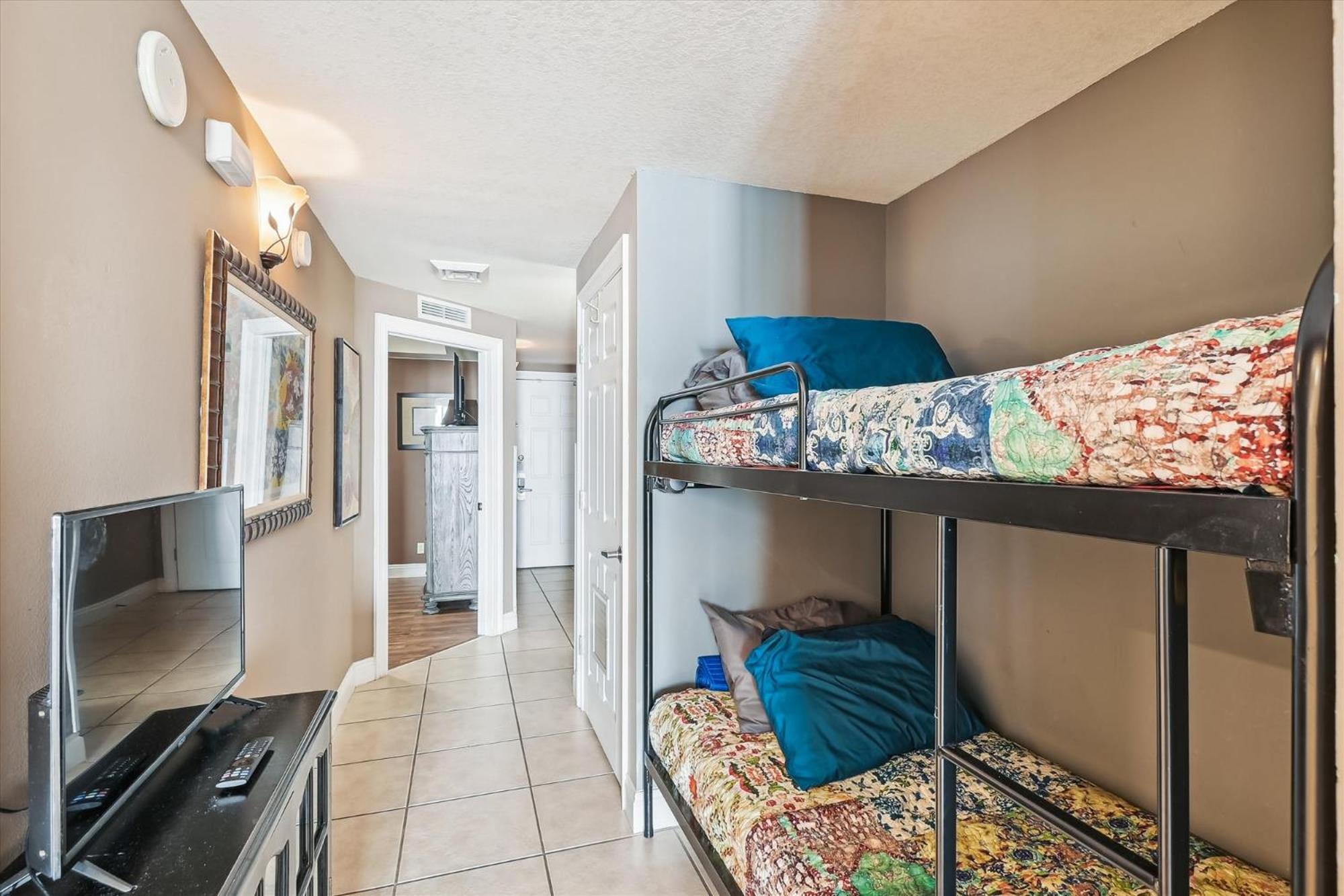 Calypso 1207 West