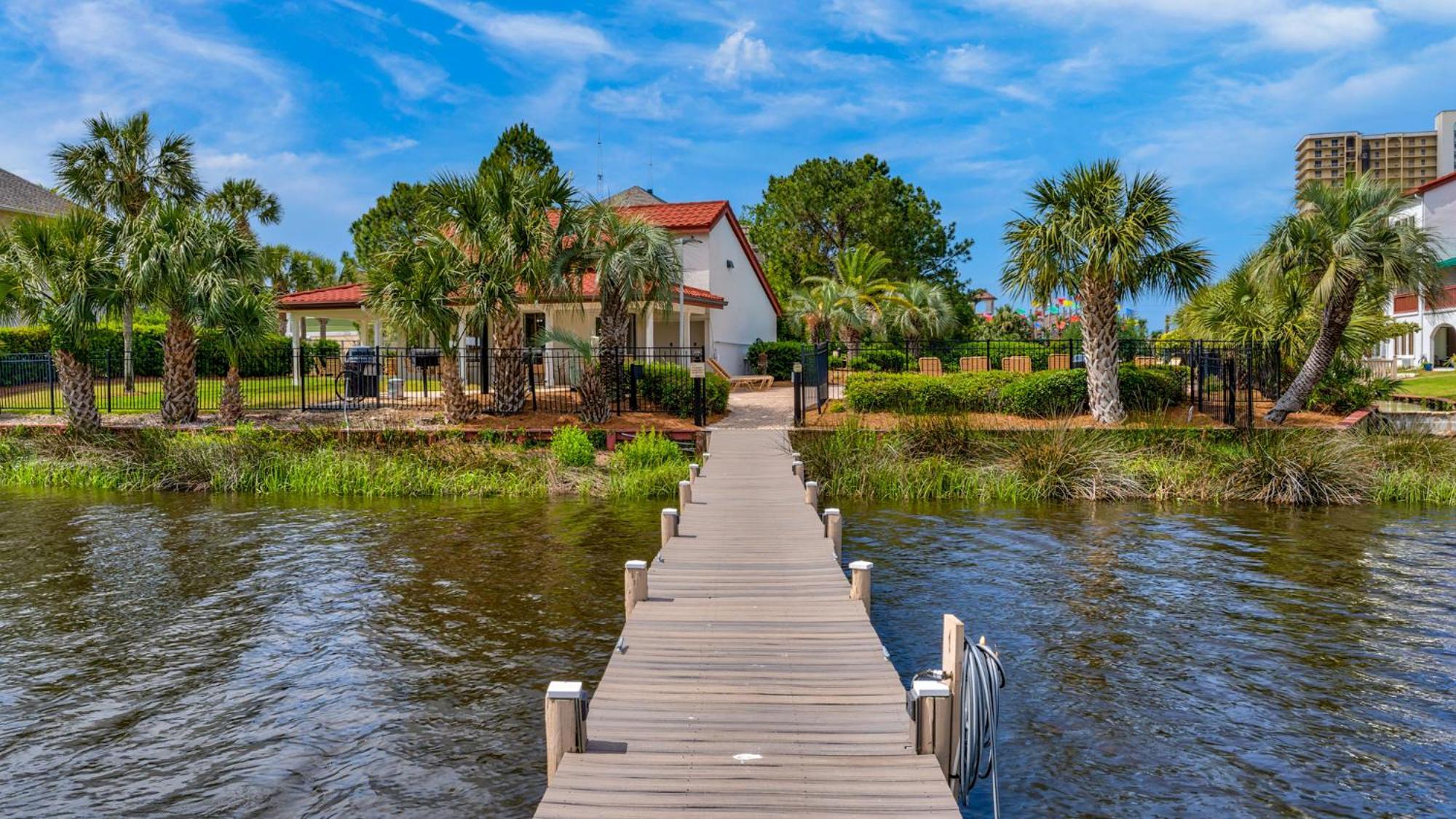 The At St Thomas 1210b - Perfect Affordable Getaway Holiday home Panama City Beach
