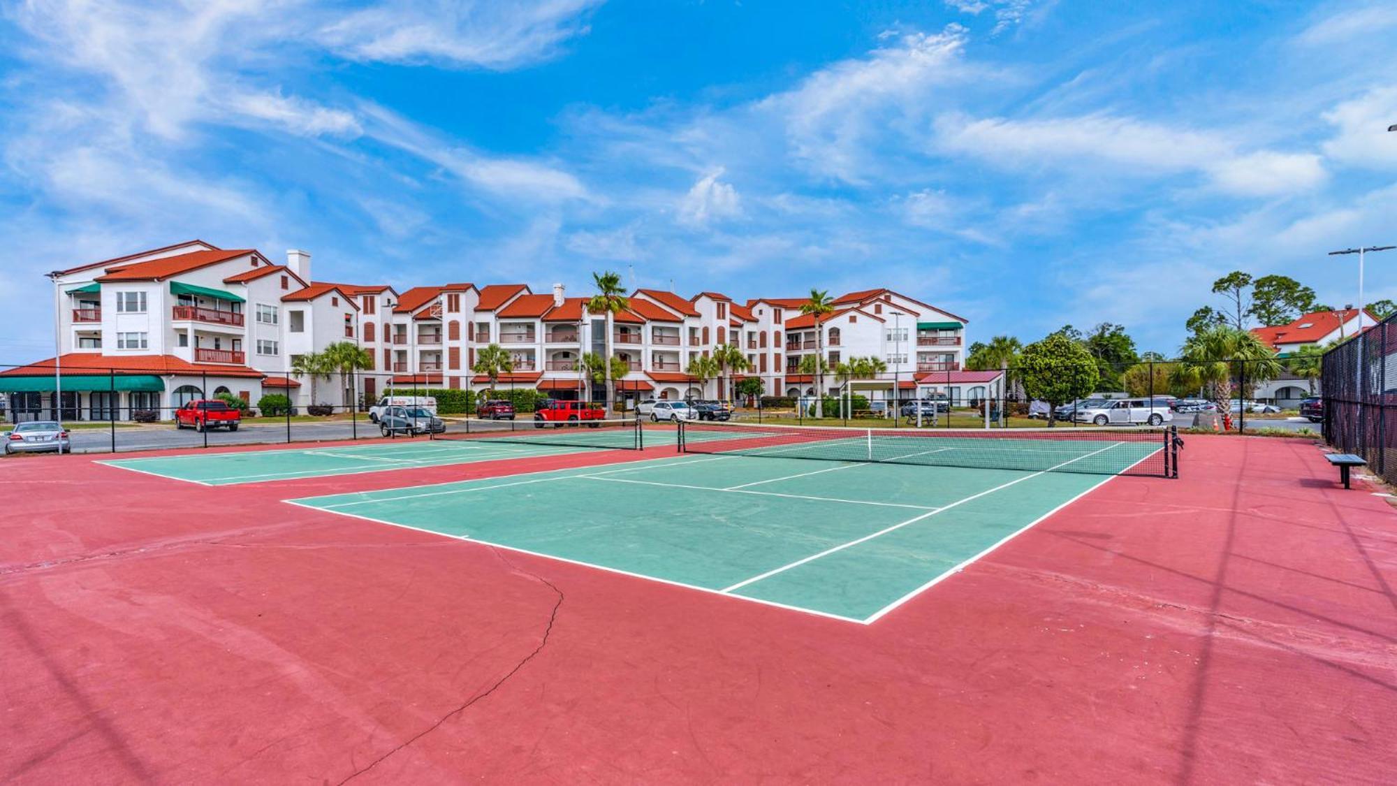 The At St Thomas 1210b - Perfect Affordable Getaway *