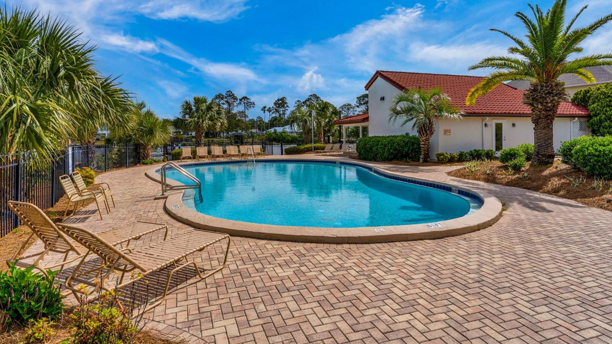 The At St Thomas 1210b - Perfect Affordable Getaway Holiday home Panama City Beach
