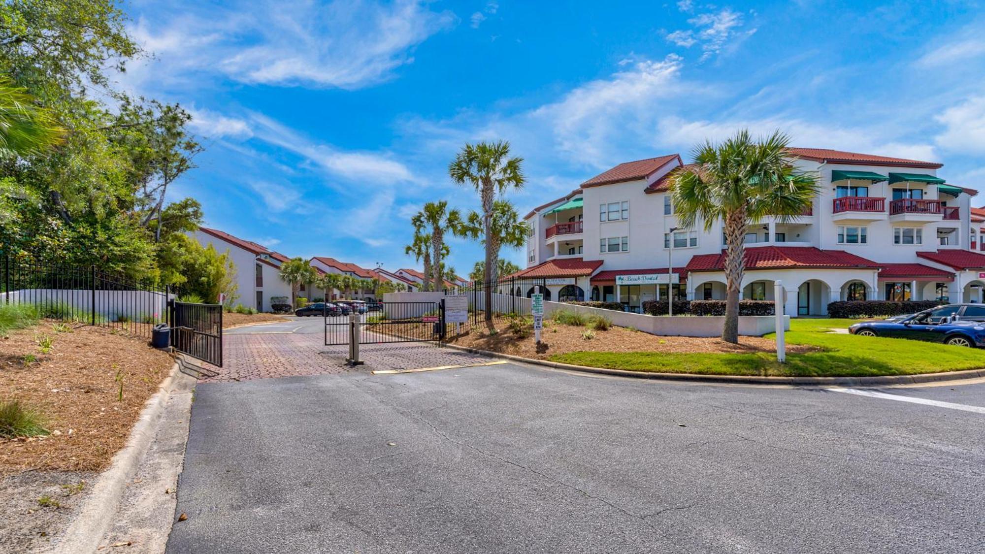The At St Thomas 1210b - Perfect Affordable Getaway Panama City Beach