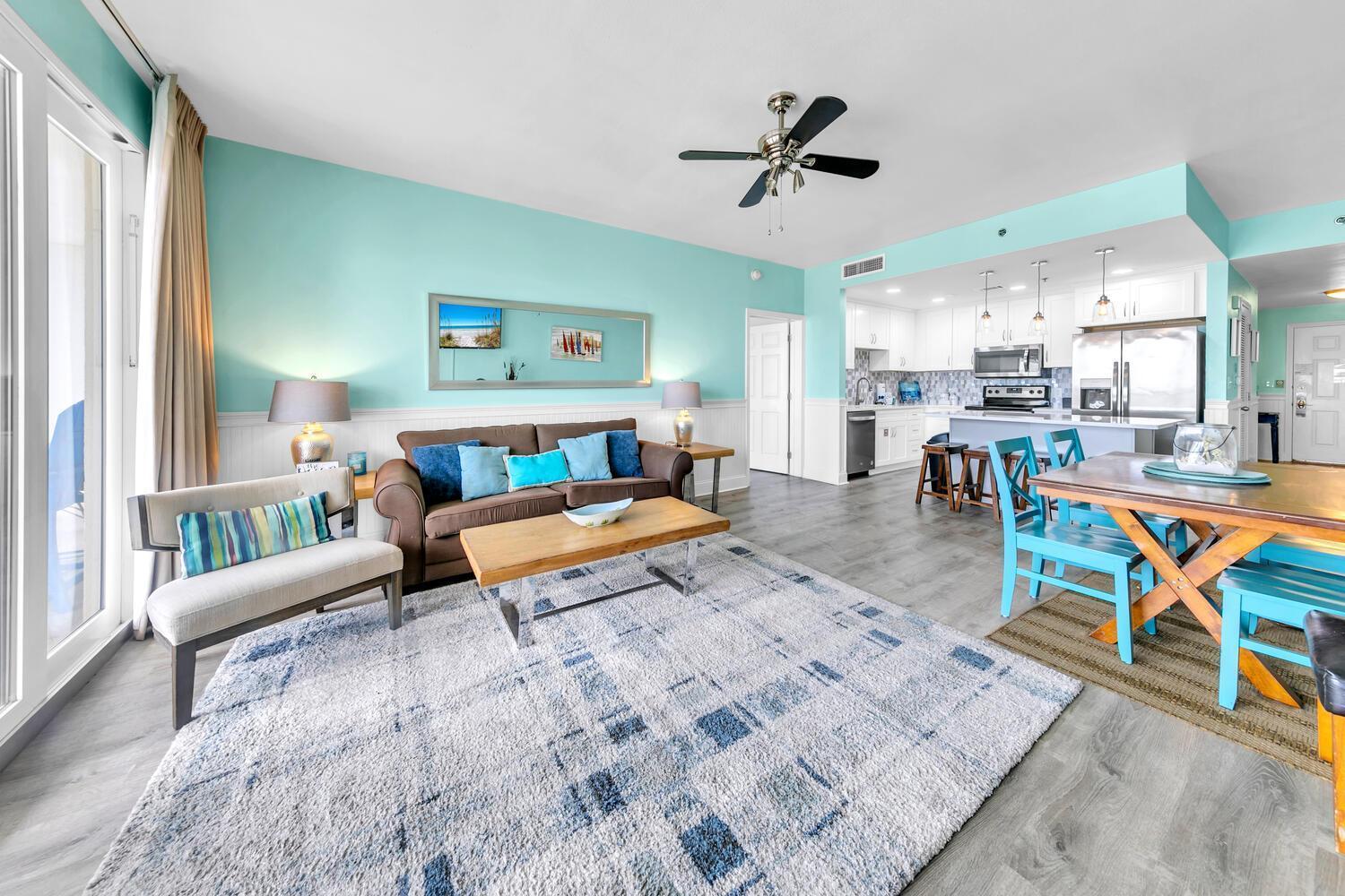 Laketown Wharf 1326 Apartment *