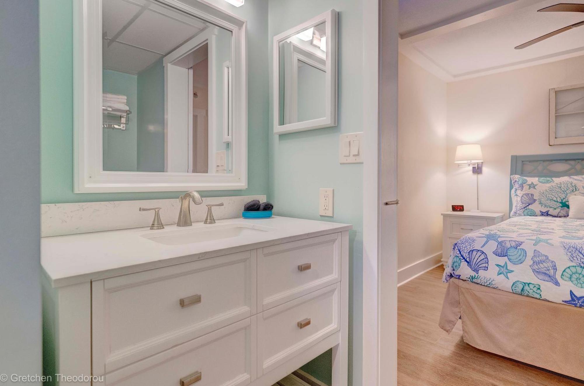 Sunbird Ground Floor Gem With Ocean Views! Free Chairs And Umbrella! By Dolce Getaways Pcb Panama City Beach