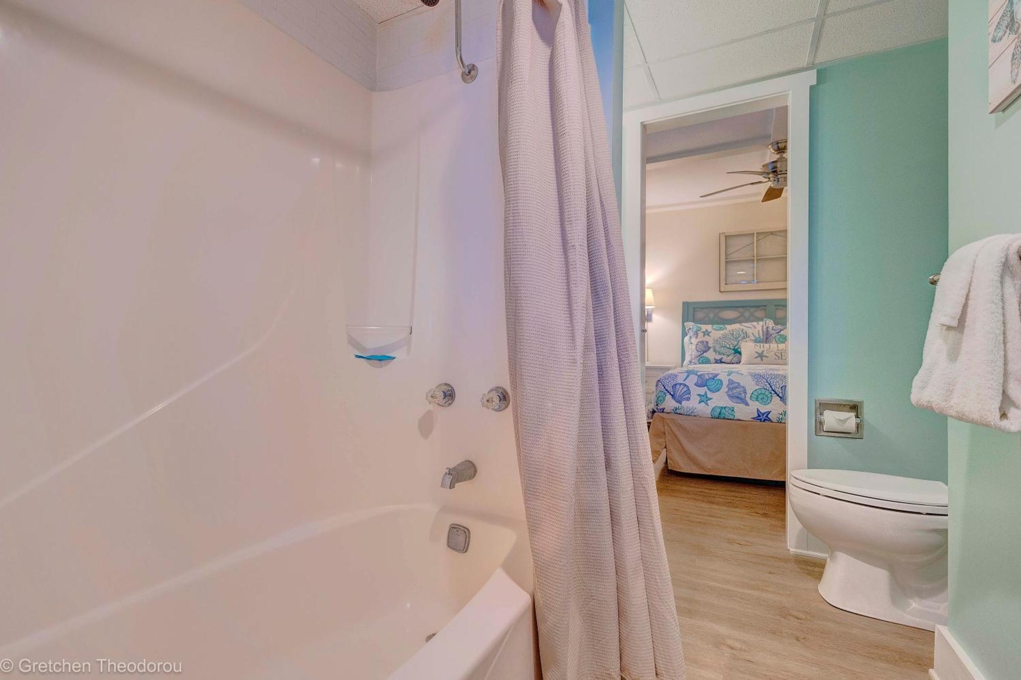 Sunbird Ground Floor Gem With Ocean Views! Free Chairs And Umbrella! By Dolce Getaways Pcb