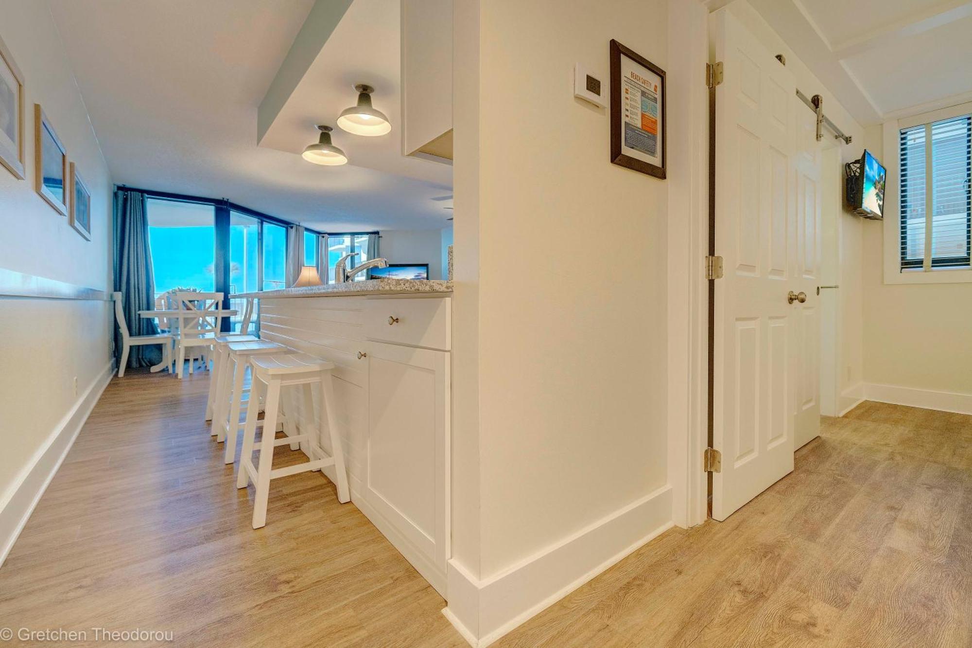 Apartment Sunbird Ground Floor Gem With Ocean Views! Free Chairs And Umbrella! By Dolce Getaways Pcb Panama City Beach