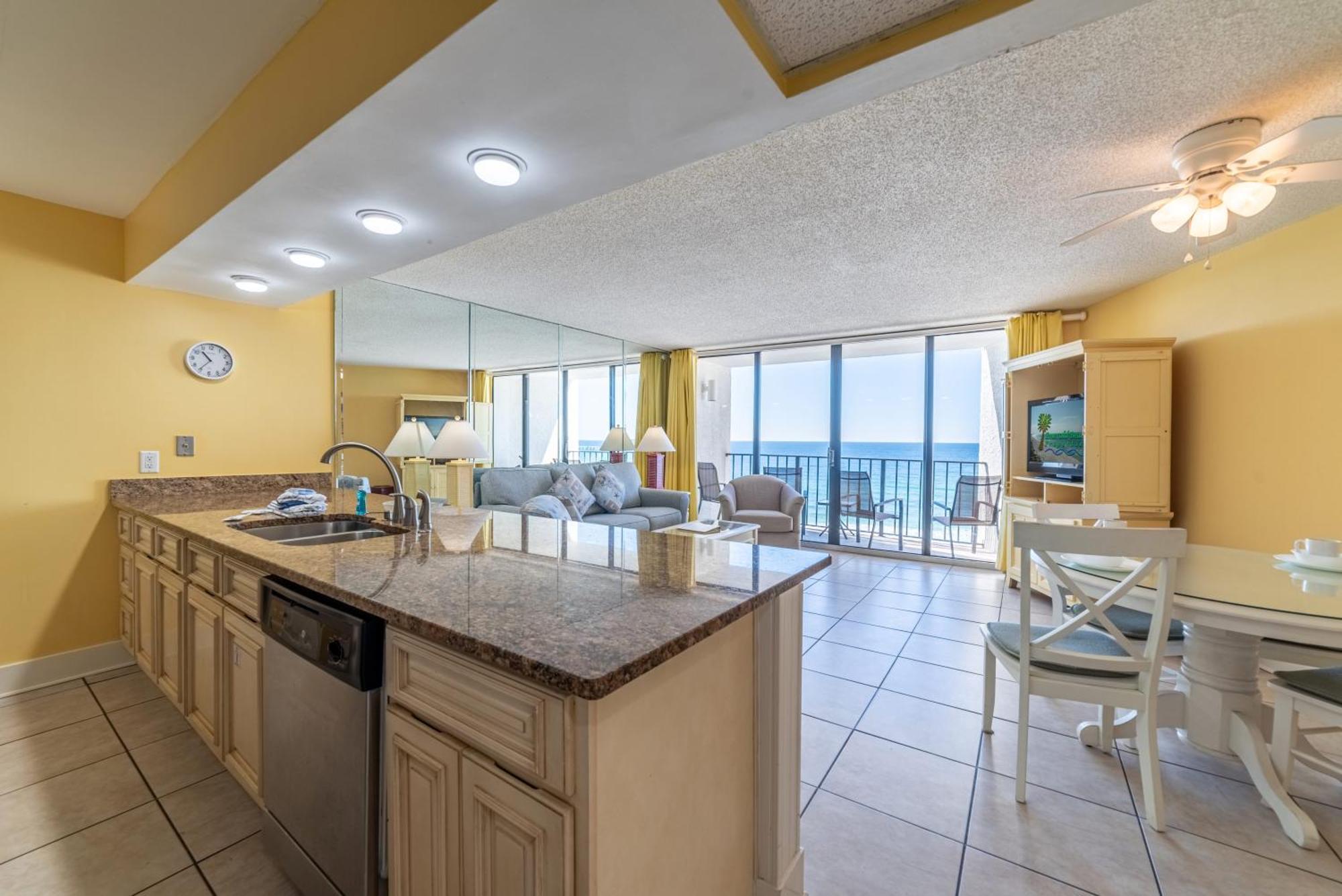 Edgewater 3-0905 'gone Coastal' Holiday home *