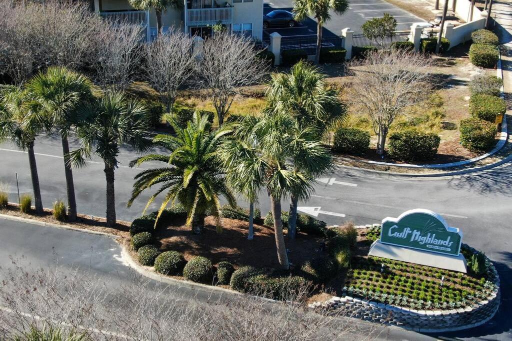 The Original Robin's Nest/ 5 Min Walk To The * Panama City Beach