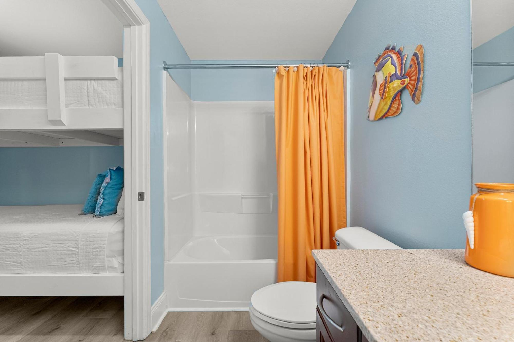 Laketown Wharf 1433 Apartment Panama City Beach