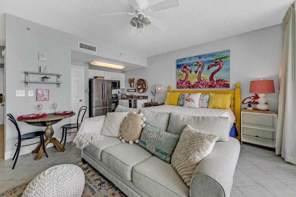 Apartment Beachfront #709 At Majestic