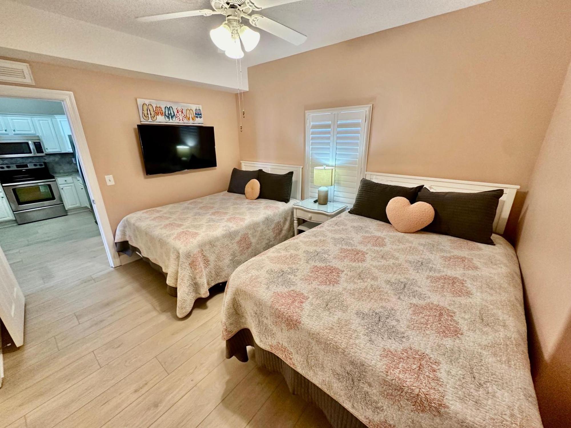 Tropic Winds 1107 Holiday home *
