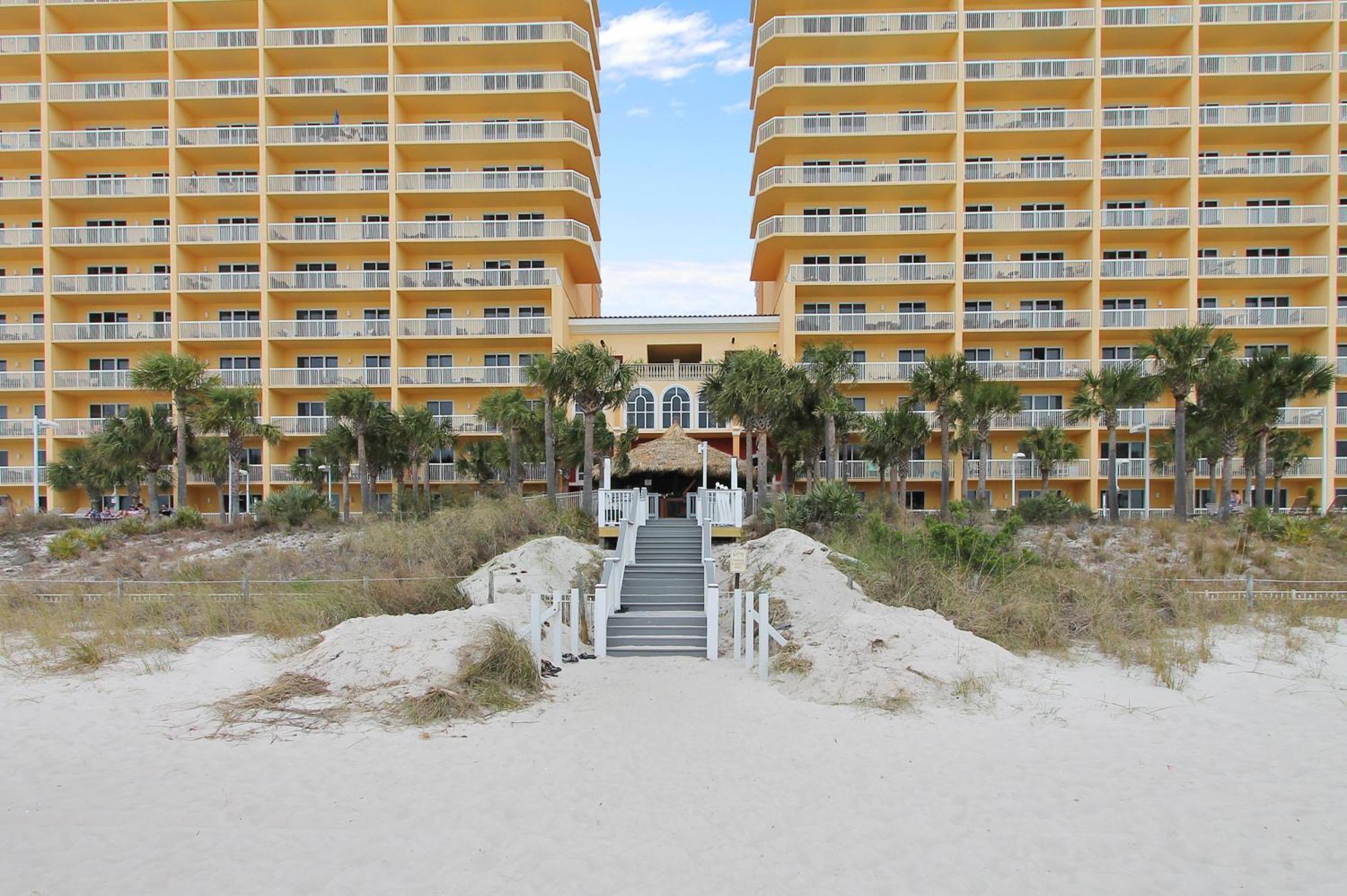 Holiday home Calypso And Towers #602-e By Book That
