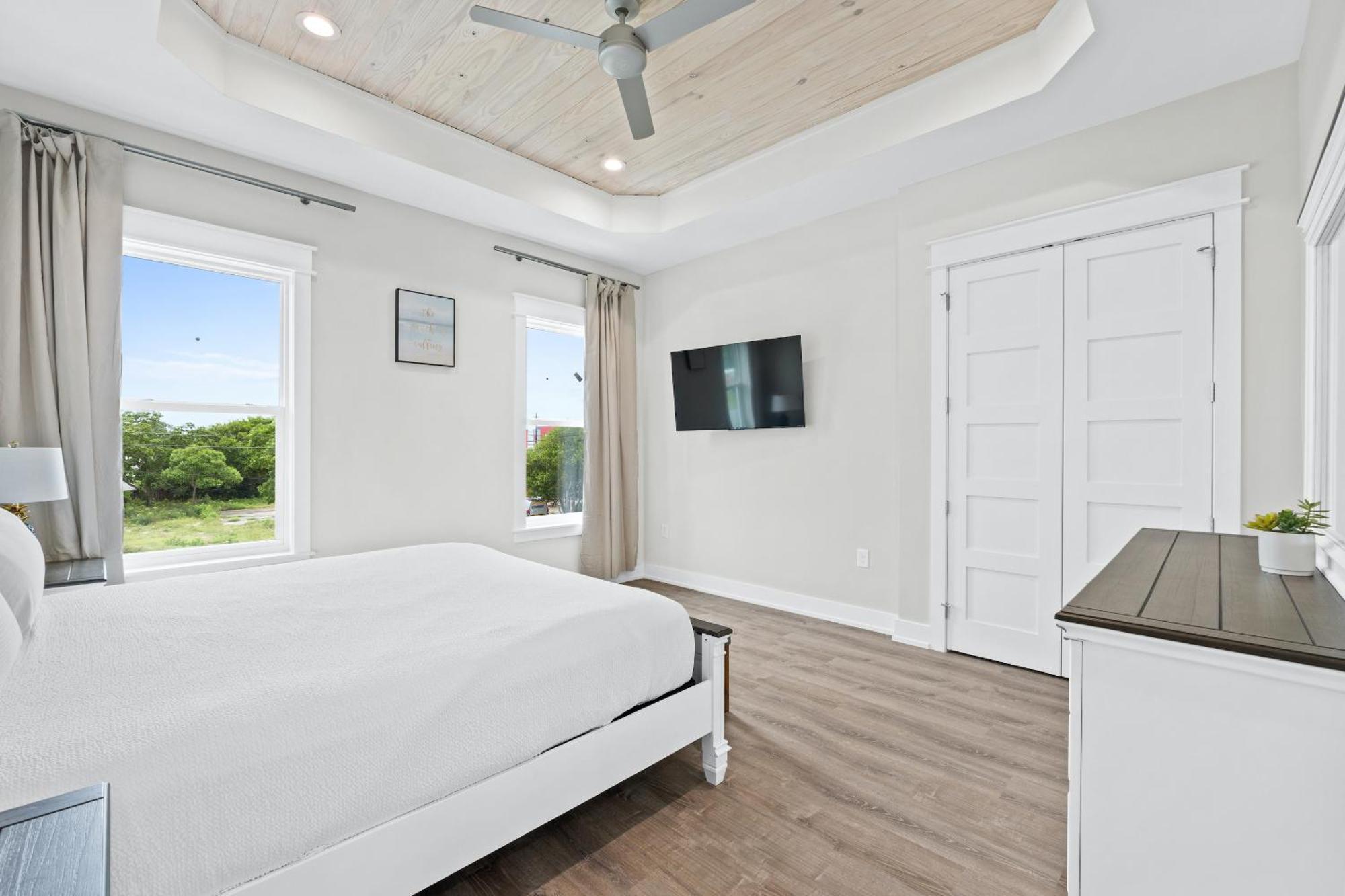 Pet Friendly House - Totally Beachin By Panhandle Getaways