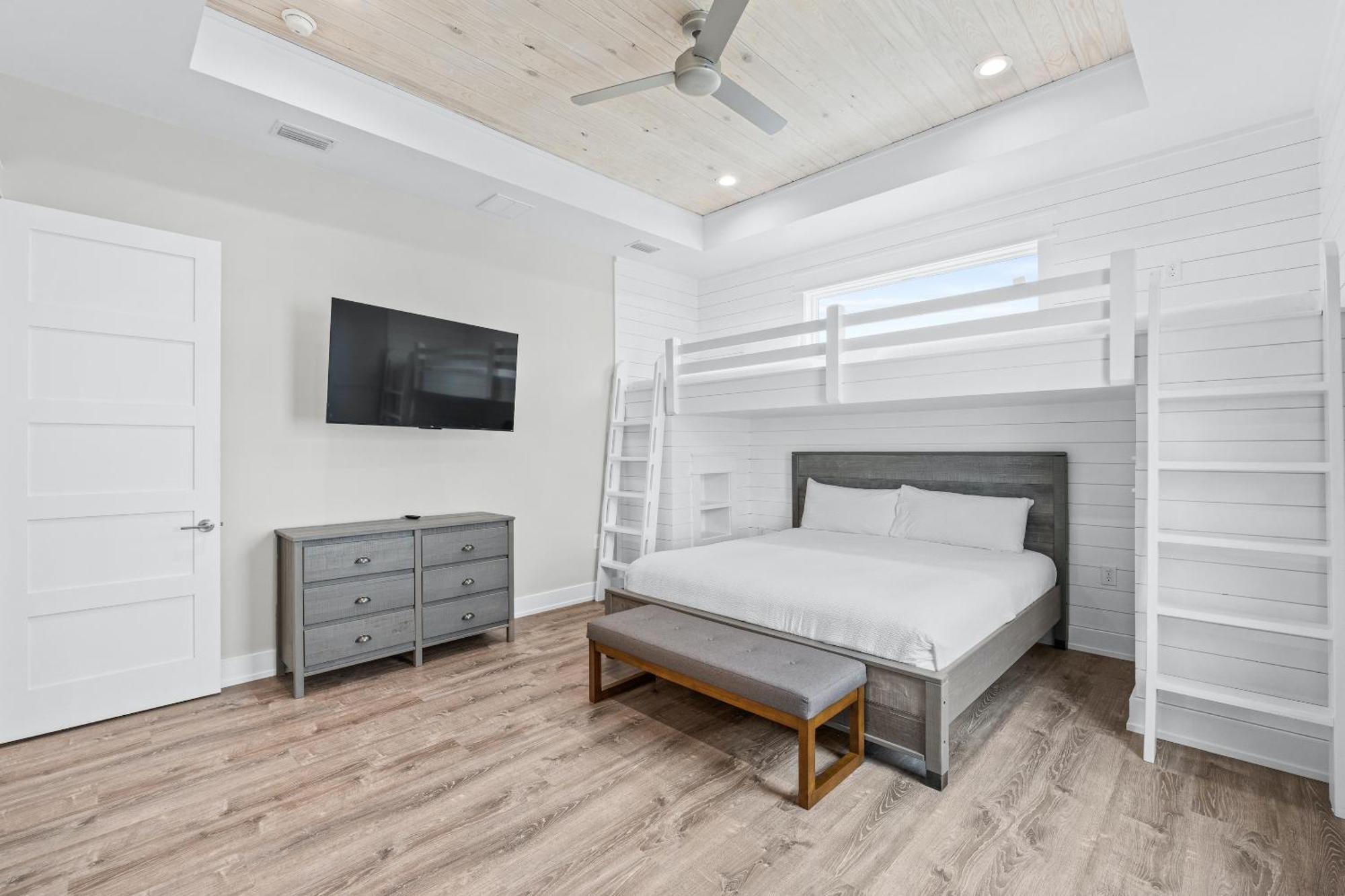 Holiday home Pet Friendly House - Totally Beachin By Panhandle Getaways