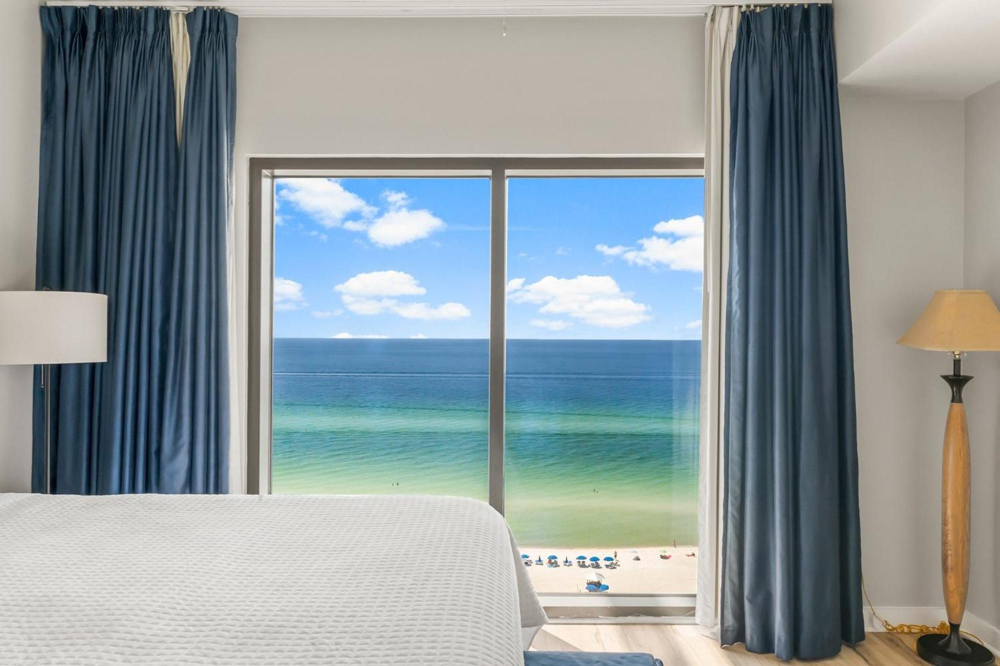 Origin Gulf View 2 Bedroom Apartment *
