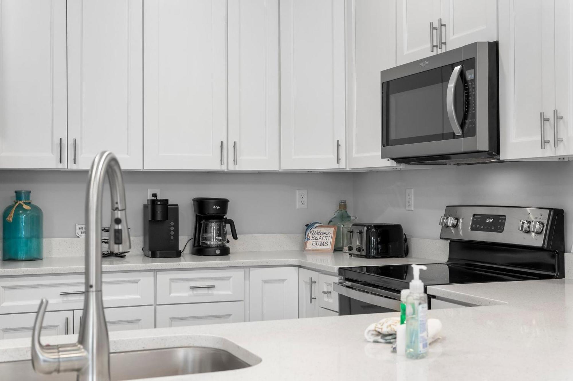 Modern Townhome Close To Beach, Restaurants, Entertainment! By Dolce Getaways Pcb * Panama City Beach