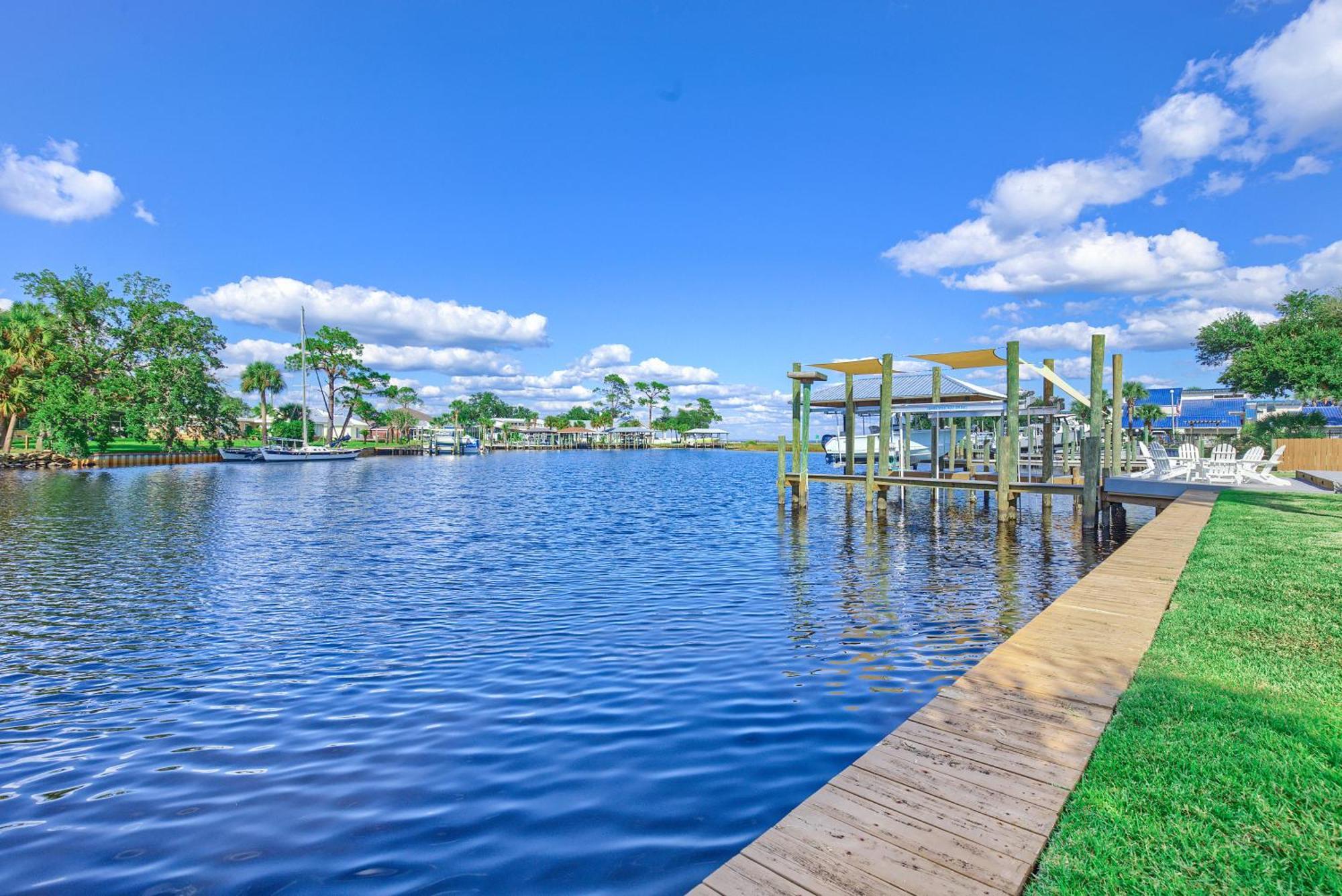 Bay Shore Holiday home