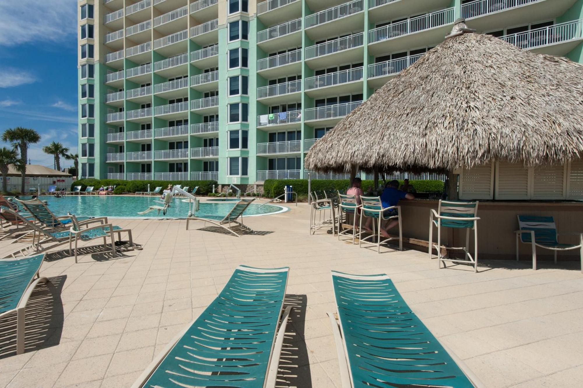 Brand New Throughout! Emerald - Gulf Front! Sleeps 8! Panama City Beach
