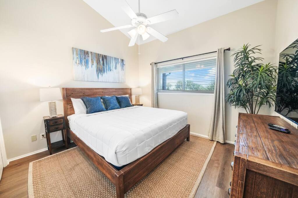Apartment Cozy And Bright On Private Section Of With A Pool!