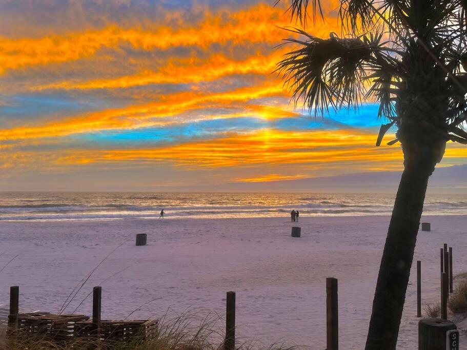 Apartment Cozy And Bright On Private Section Of With A Pool! Panama City Beach