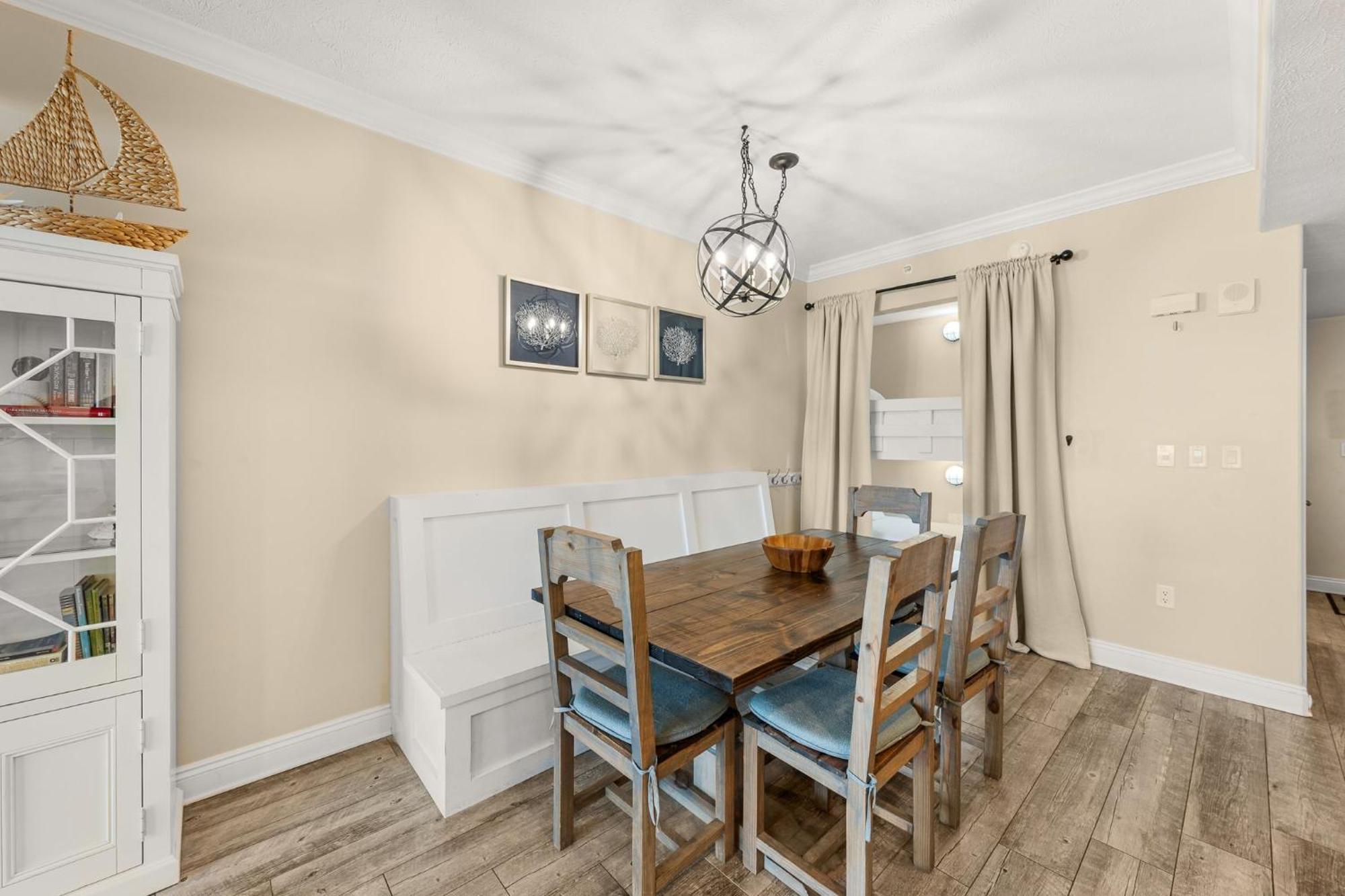 Apartment Treasure Island 1108