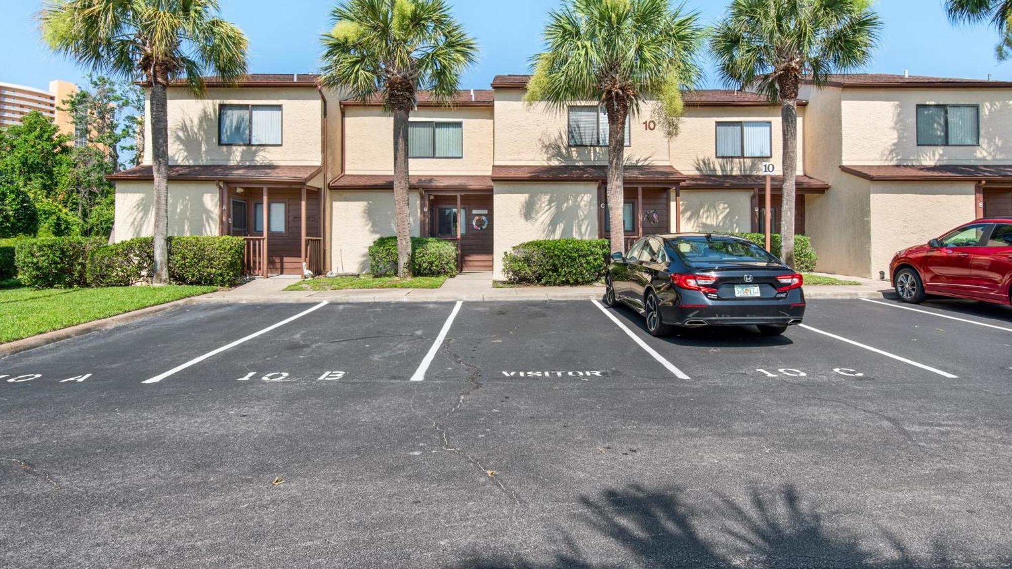Beachwalk 10b