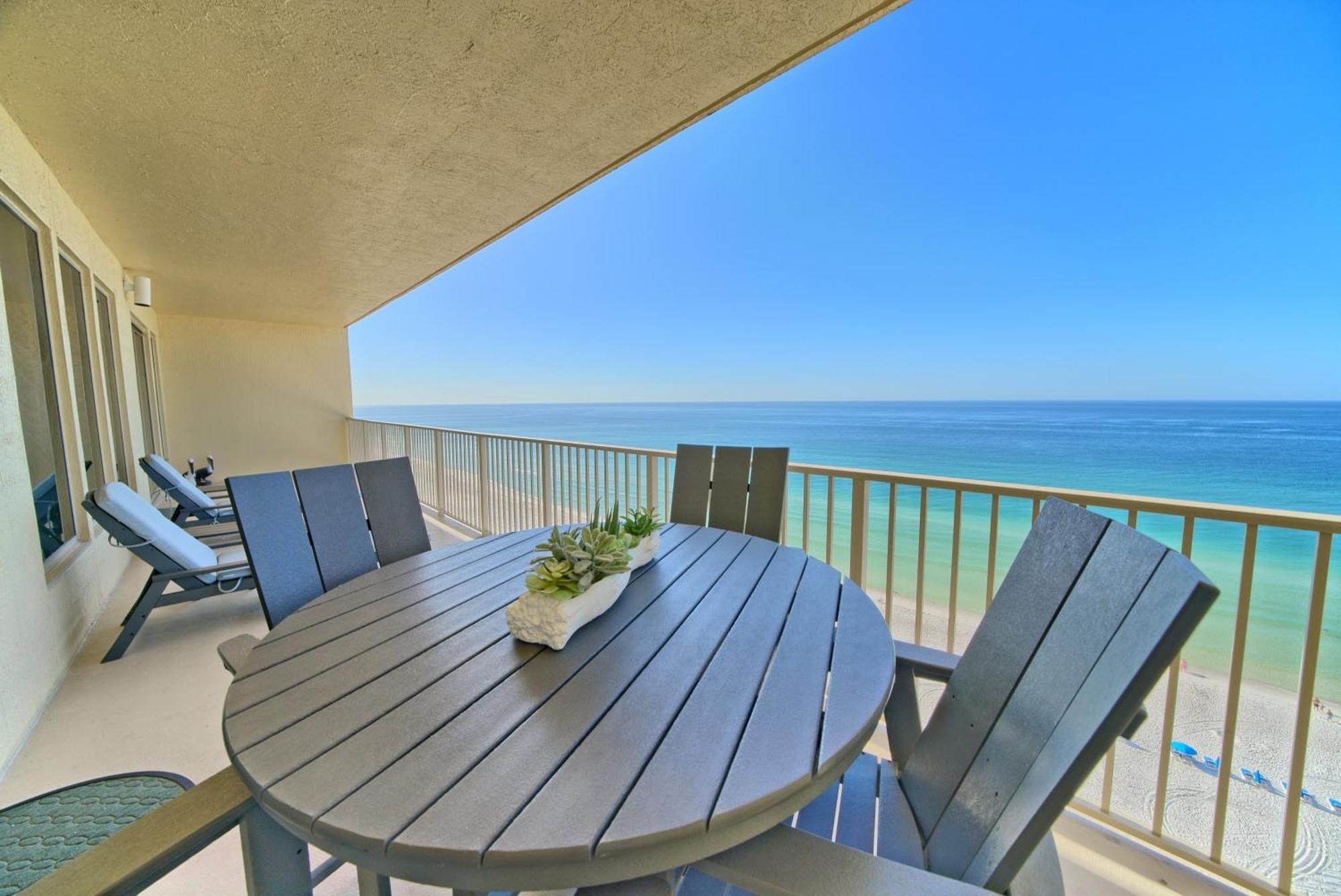 Luxurious Beachfront With Beachside Pool Access And Free Wifi - Unit 1202 *
