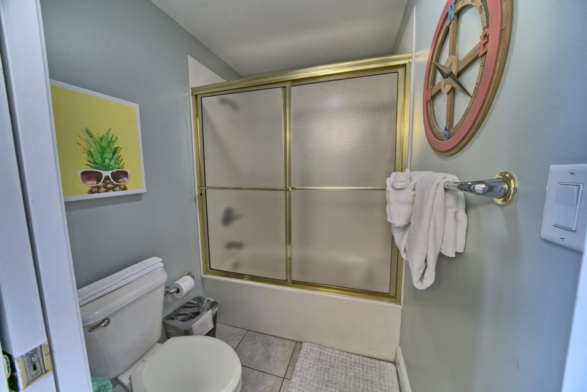 Luxurious Beachfront With Beachside Pool Access And Free Wifi - Unit 1202