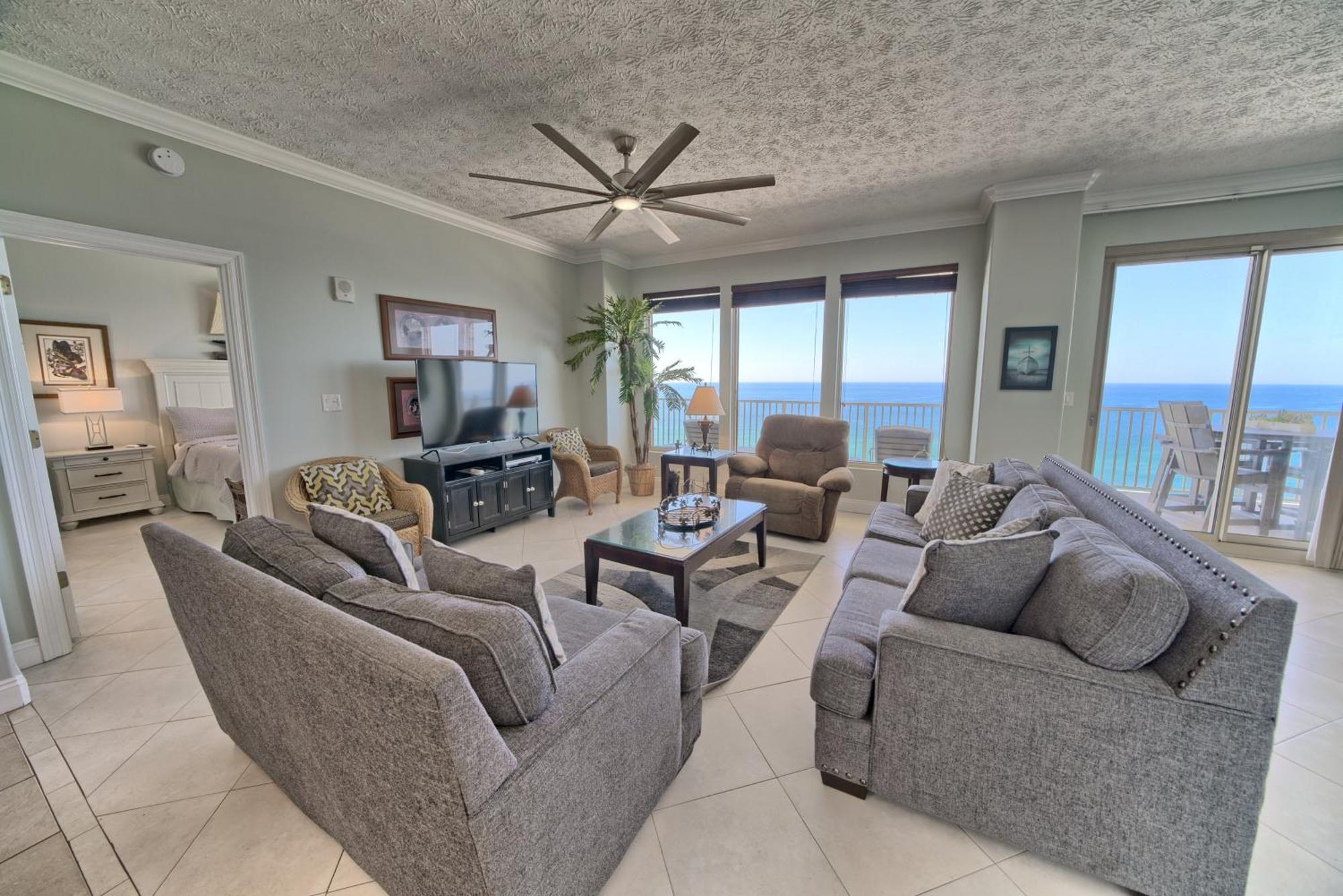Luxurious Beachfront With Beachside Pool Access And Free Wifi - Unit 1202 *