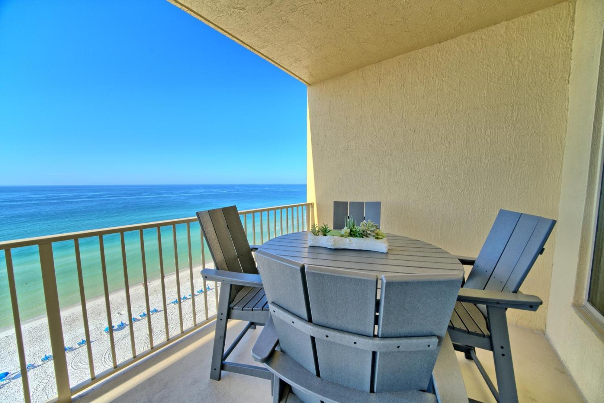 Luxurious Beachfront With Beachside Pool Access And Free Wifi - Unit 1202 Apartment