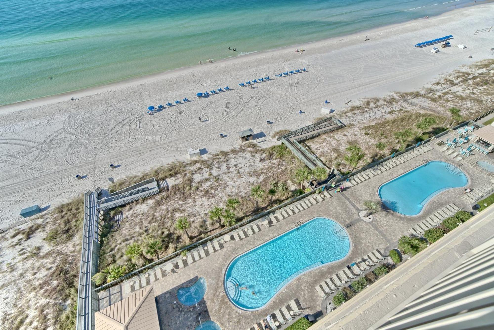 Apartment Luxurious Beachfront With Beachside Pool Access And Free Wifi - Unit 1202