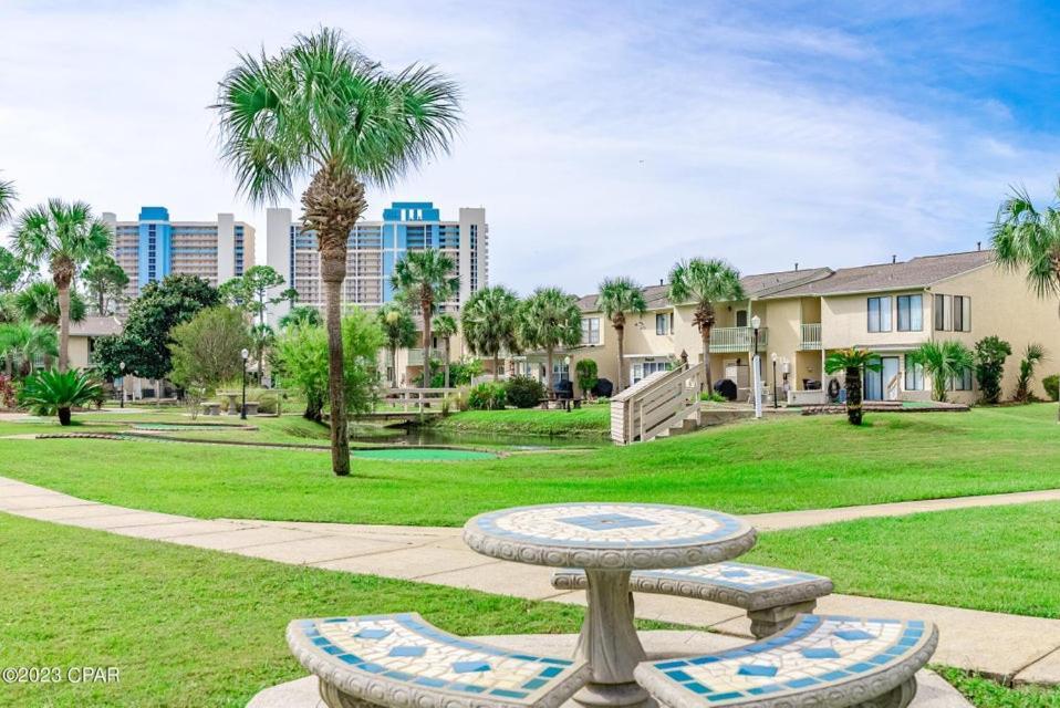 Apartment 116 J Damon Circle