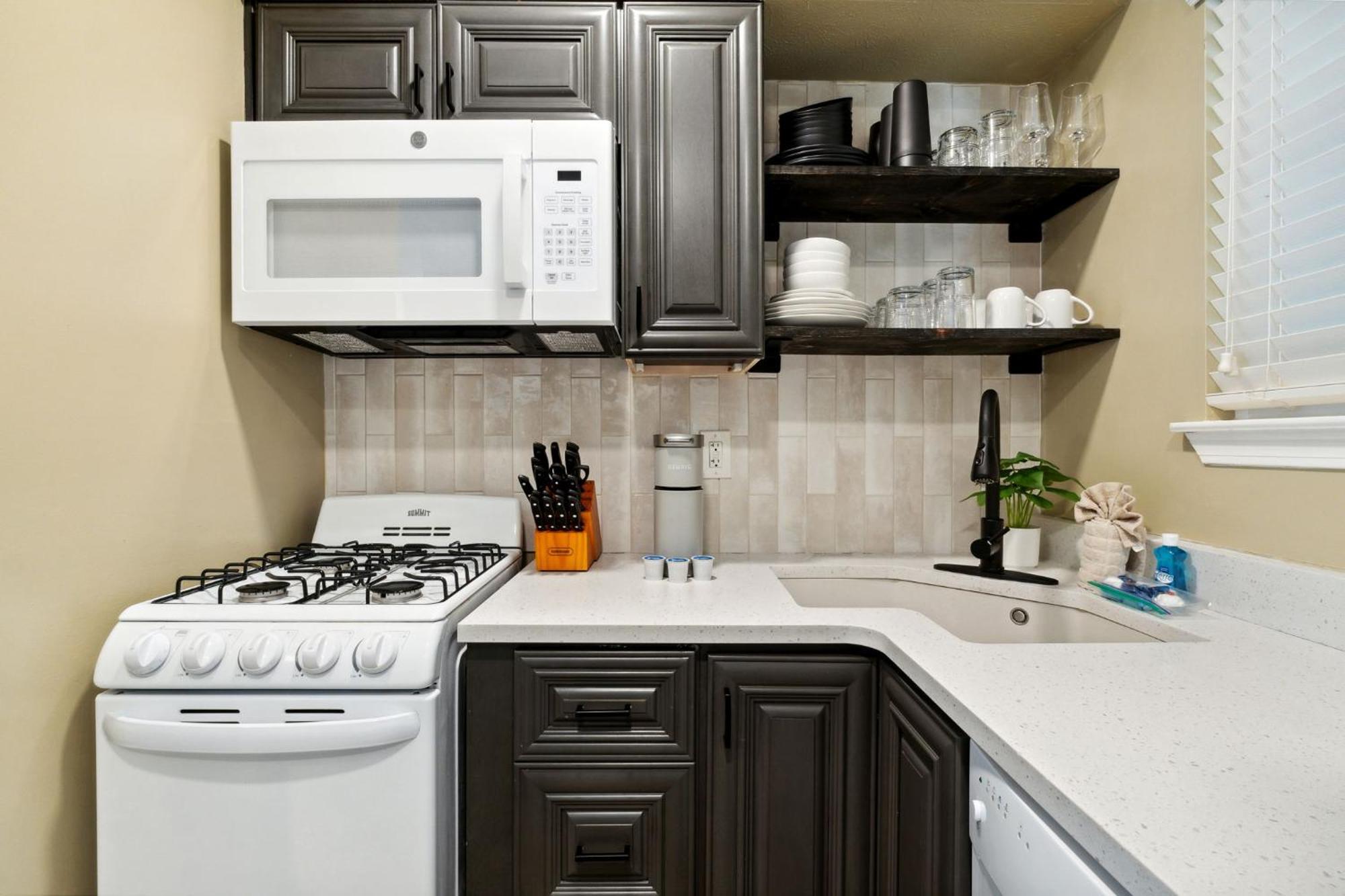 116 J Damon Circle Apartment