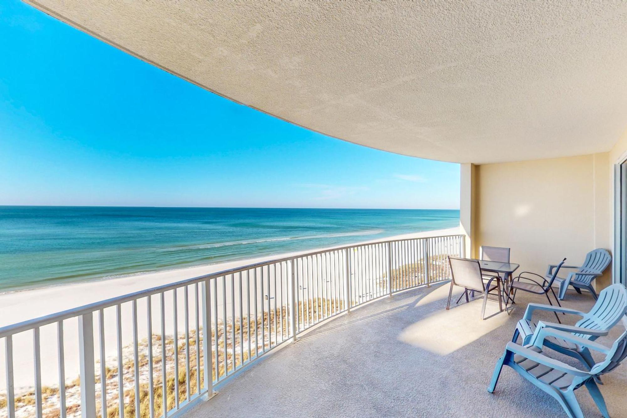 Ocean 706 Apartment